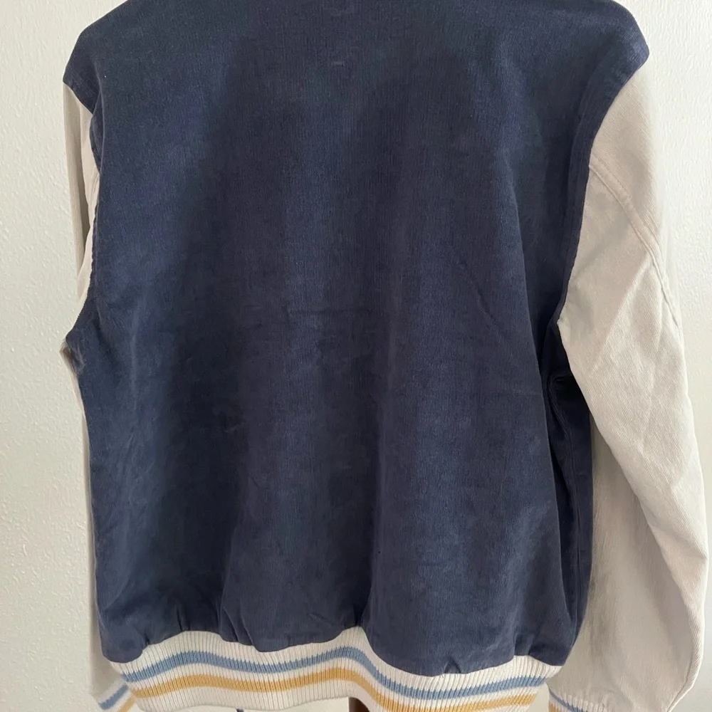 Jacket!!! - Picture 2 of 3